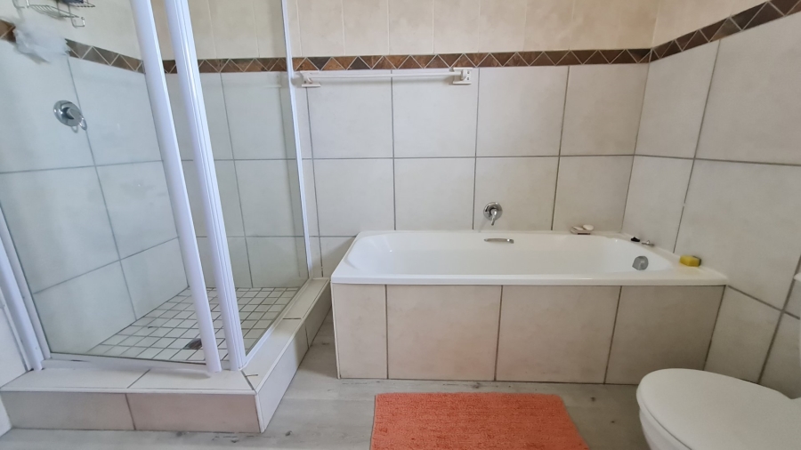 3 Bedroom Property for Sale in Dana Bay Western Cape